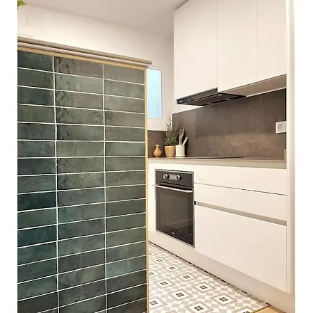 Apartament Sunny & Remodeled *